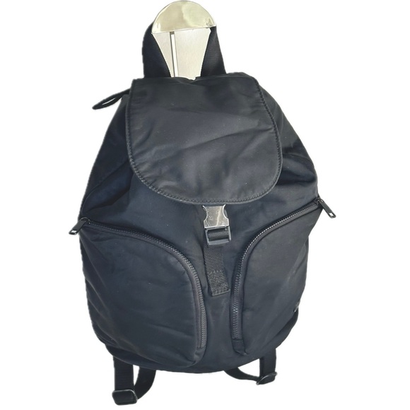 Lululemon Rucksack Carry Onward Mini Black Backpack Bag 12x10.5 Inch - Picture 1 of 16